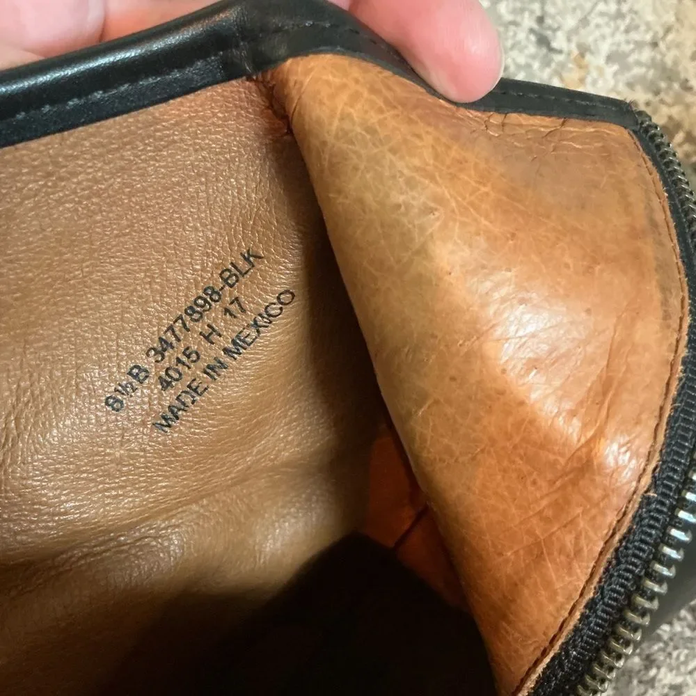 FRYE MELISSA SHORT BUTTON BOOT! EUC! SIZE 8.5